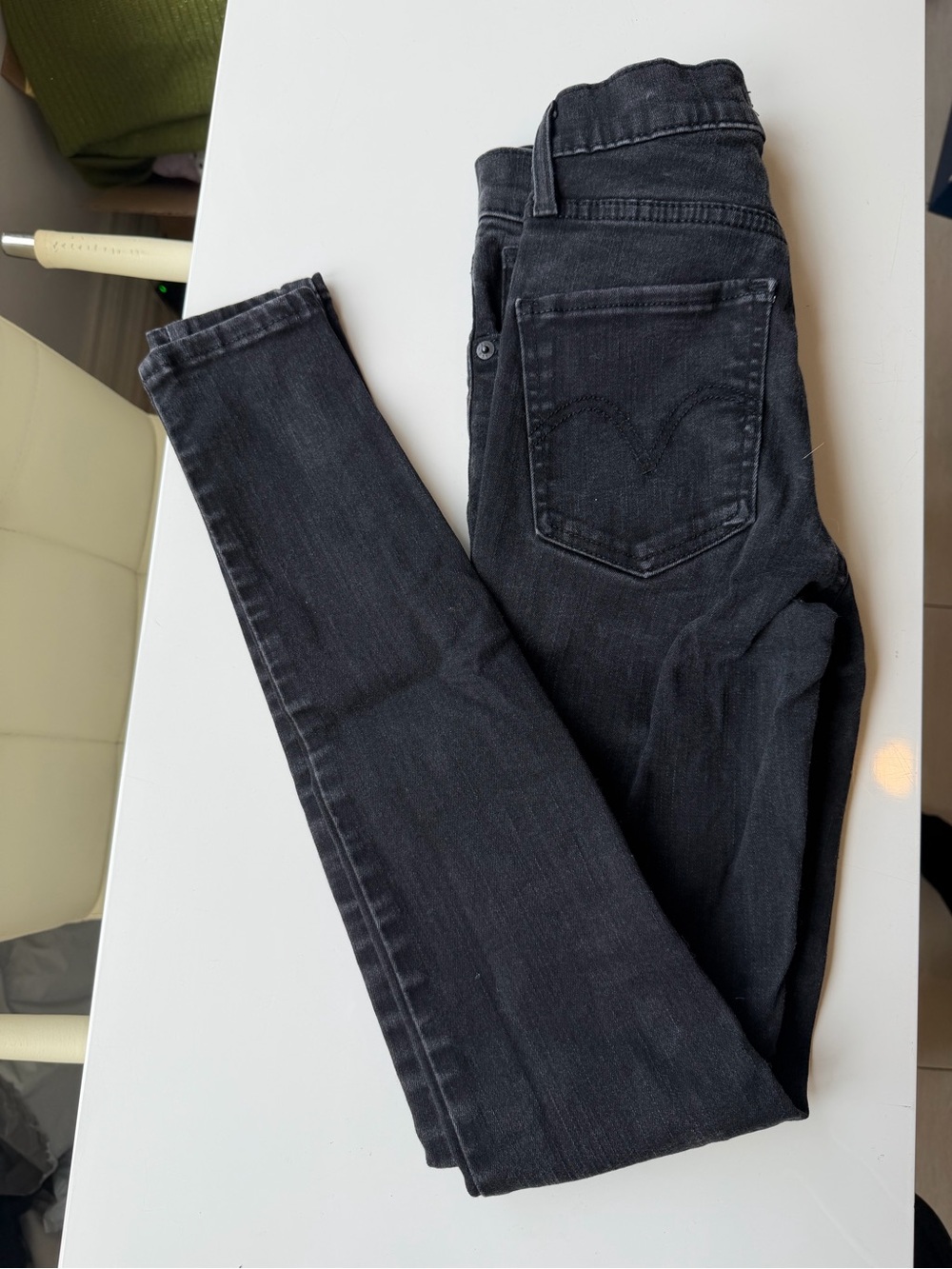 Levi's Women's Skinny Jeans in Black